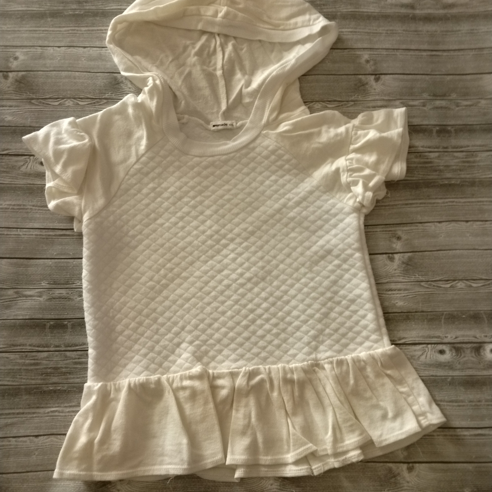 10/$40 LA Made Quilted Kids Top with Hood